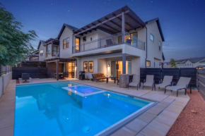 Ocotillo Springs Resort 47 and 48 Retreat Connected homes sleeps 31 guest Private Pool & Hot Tub